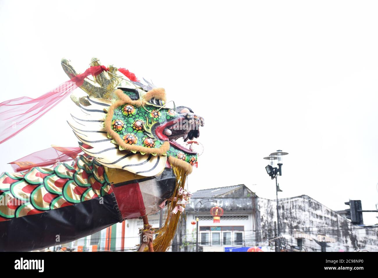 Sfilata di danza del Drago nel Capodanno lunare Foto Stock