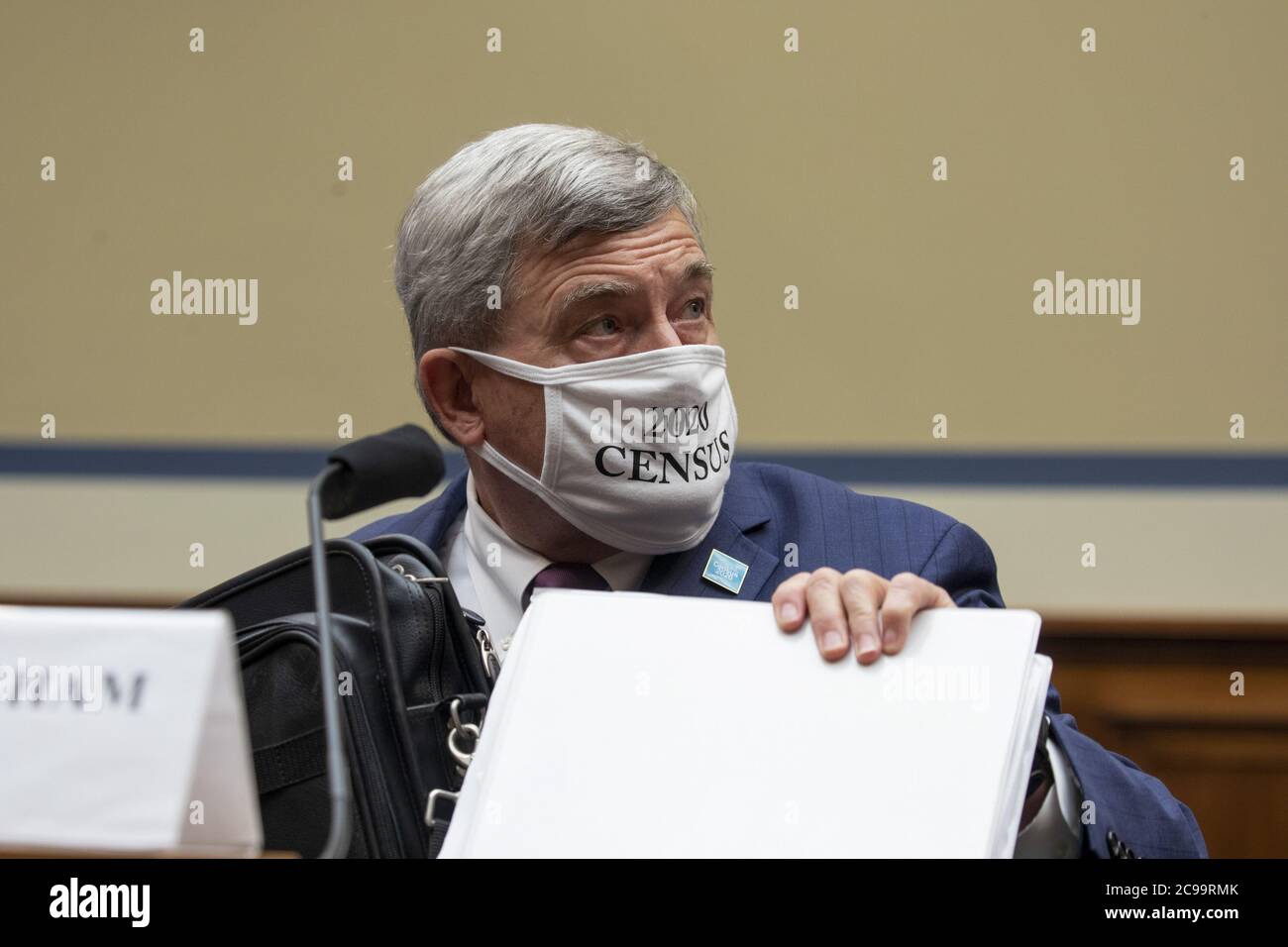Washington, Stati Uniti. 29 luglio 2020. Steven Dillingham, direttore del Census Bureau, testimonia dinanzi al Senato Homeland Security and Governmental Affairs Committee sul censimento del 2020 che si è svolto presso il Campidoglio degli Stati Uniti a Washington DC mercoledì 29 luglio 2020. Photo by Tasos Katopodis/UPI Credit: UPI/Alamy Live News Foto Stock