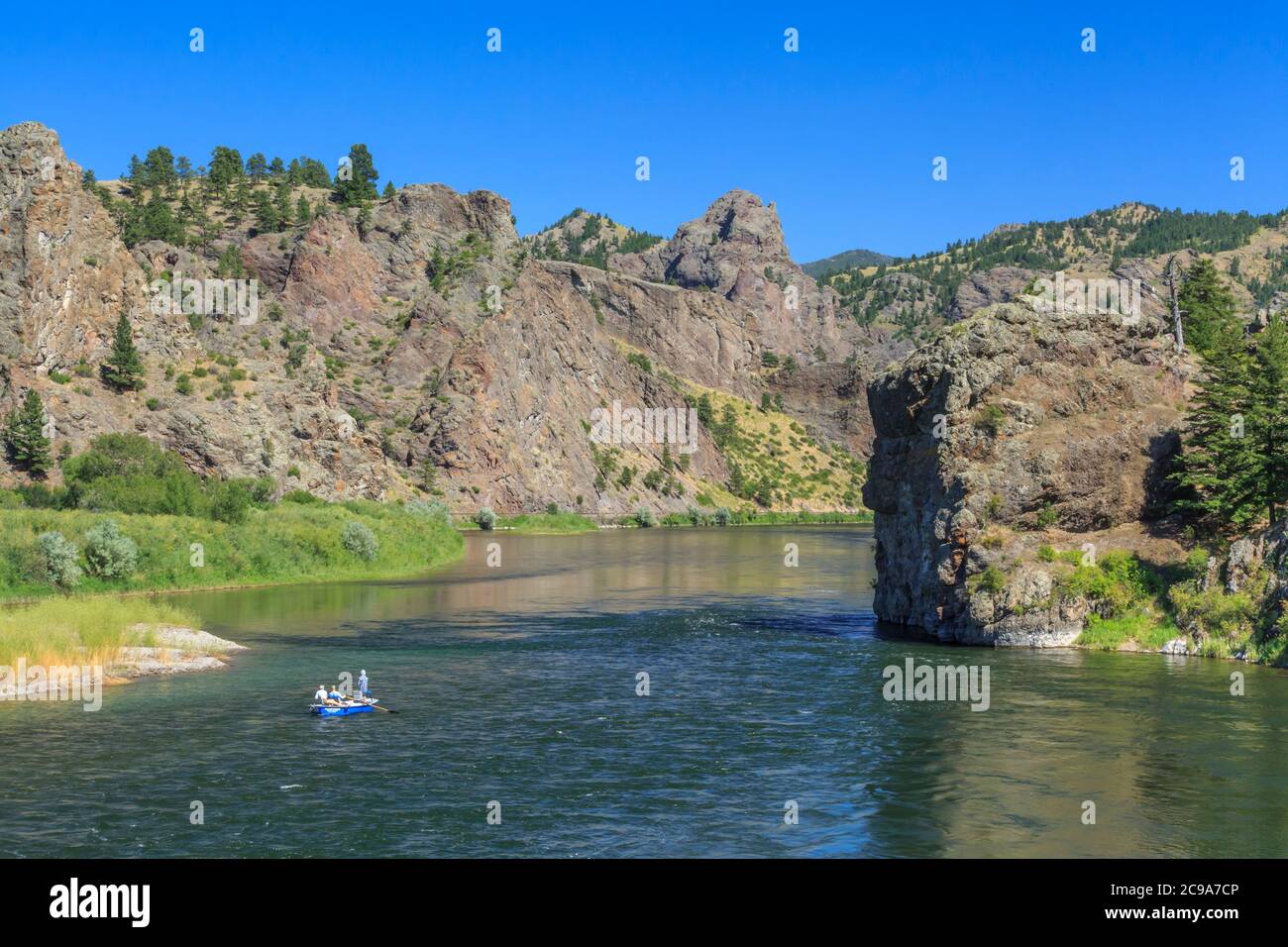 navigatori sotto le scogliere panoramiche sul fiume missouri vicino a dearborn, montana Foto Stock