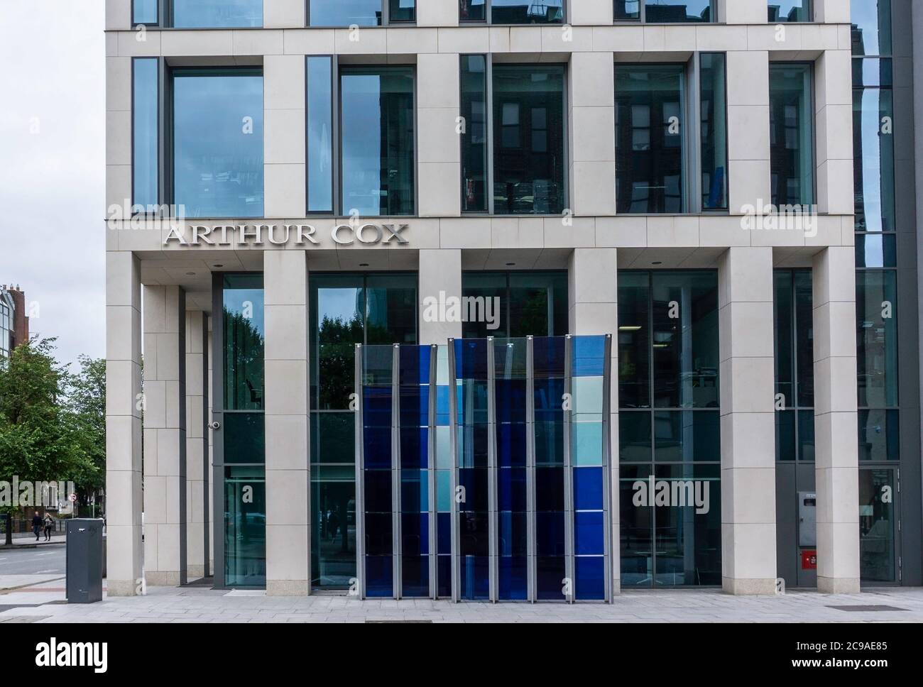 Gli uffici di Arthur Cox su Earlsfort Terrace, Dublino, Irlanda. Uno dei principali studi legali irlandesi. Foto Stock