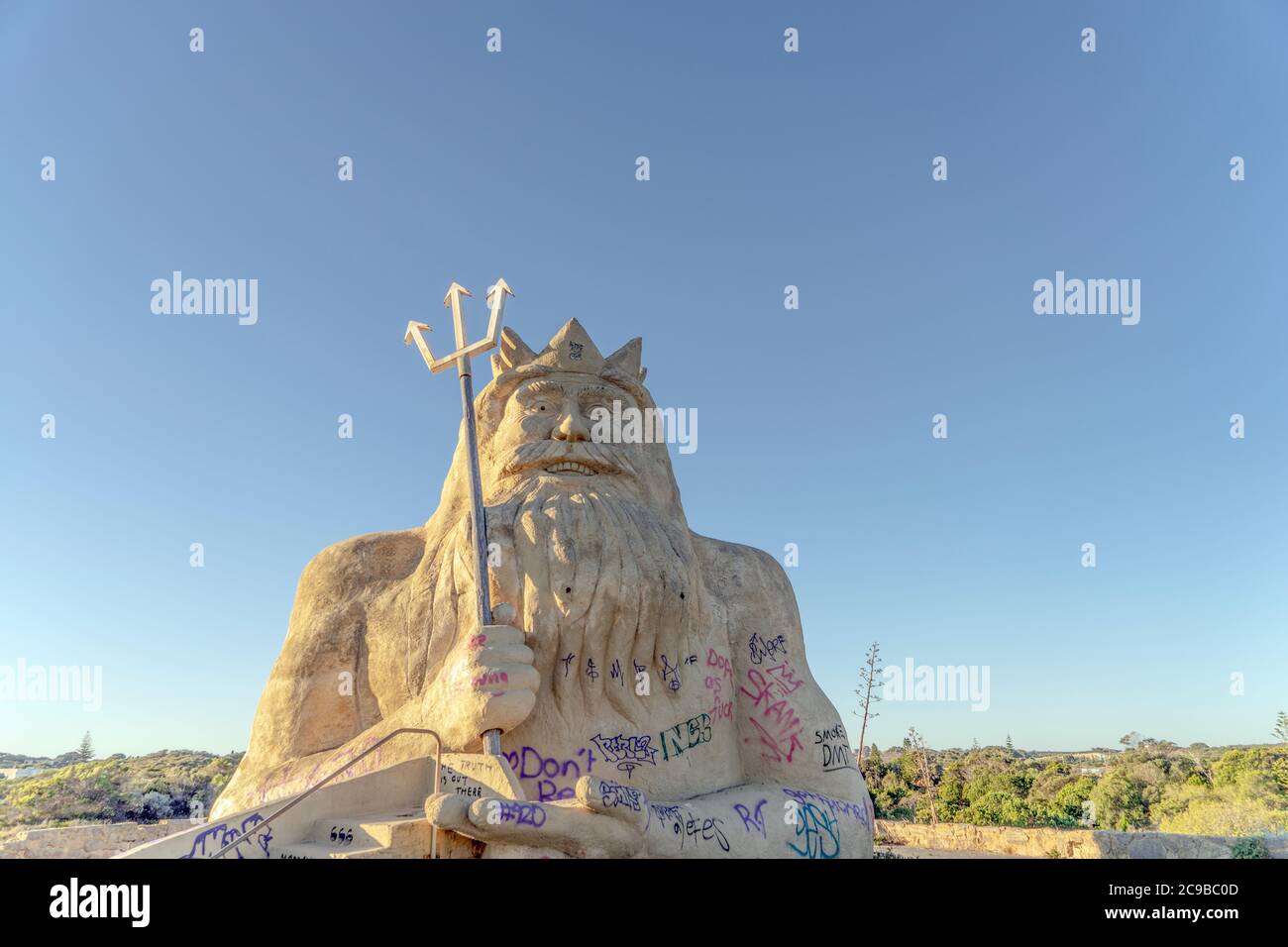 Statua del re Nettuno nel parco marino di Atlantis in Two Rocks, Australia Occidentale. Parco a tema abbandonato di Perth. Foto Stock