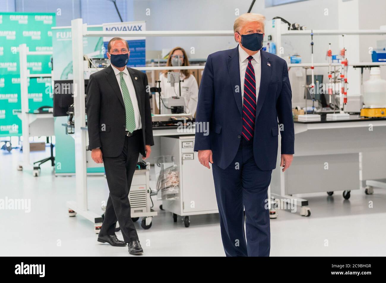 MORRISVILLE, USA - 27 luglio 2020 - il presidente degli Stati Uniti Donald J. Trump partecipa a un tour lunedì 27 luglio 2020 presso il BioProcess Innovation Center di F. Foto Stock