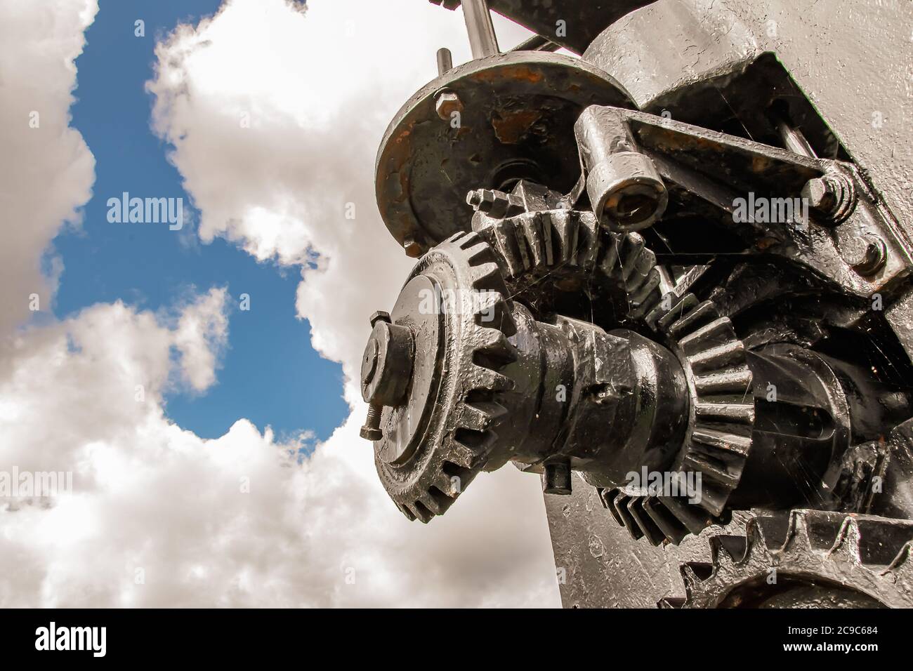 Vecchi attrezzi per una macchina dell'industria siderurgica svedese Foto Stock