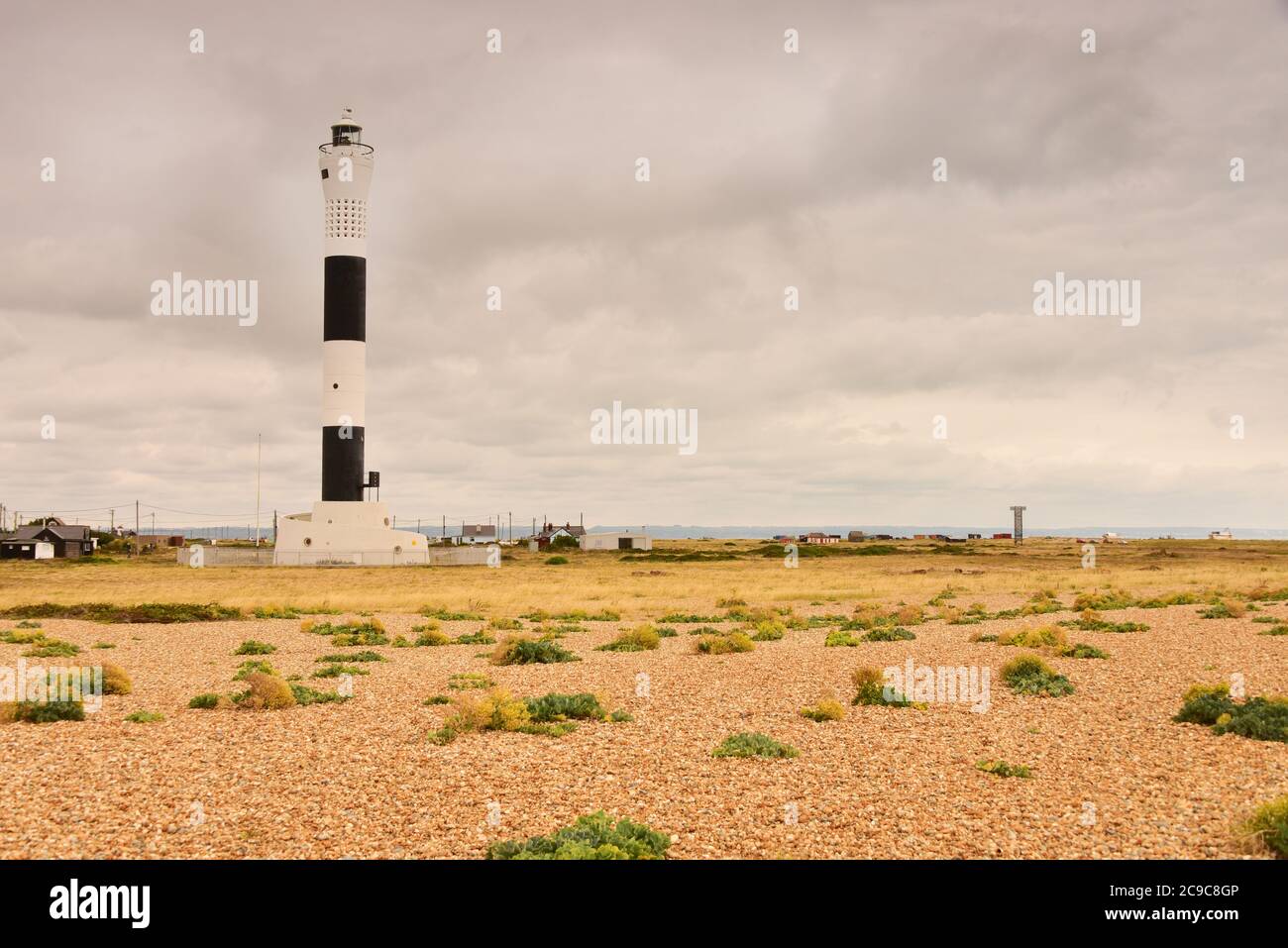 Dungeness nuovo faro sulla spiaggia a Dungeness, Kent, Inghilterra Foto Stock