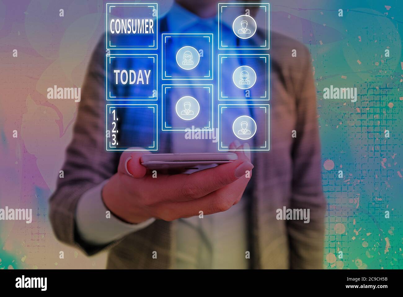 Scrittura a mano del testo Consumer. Una foto concettuale che utilizza beni economici che sono venduti dai produttori griglie e diversi set up delle icone la Foto Stock