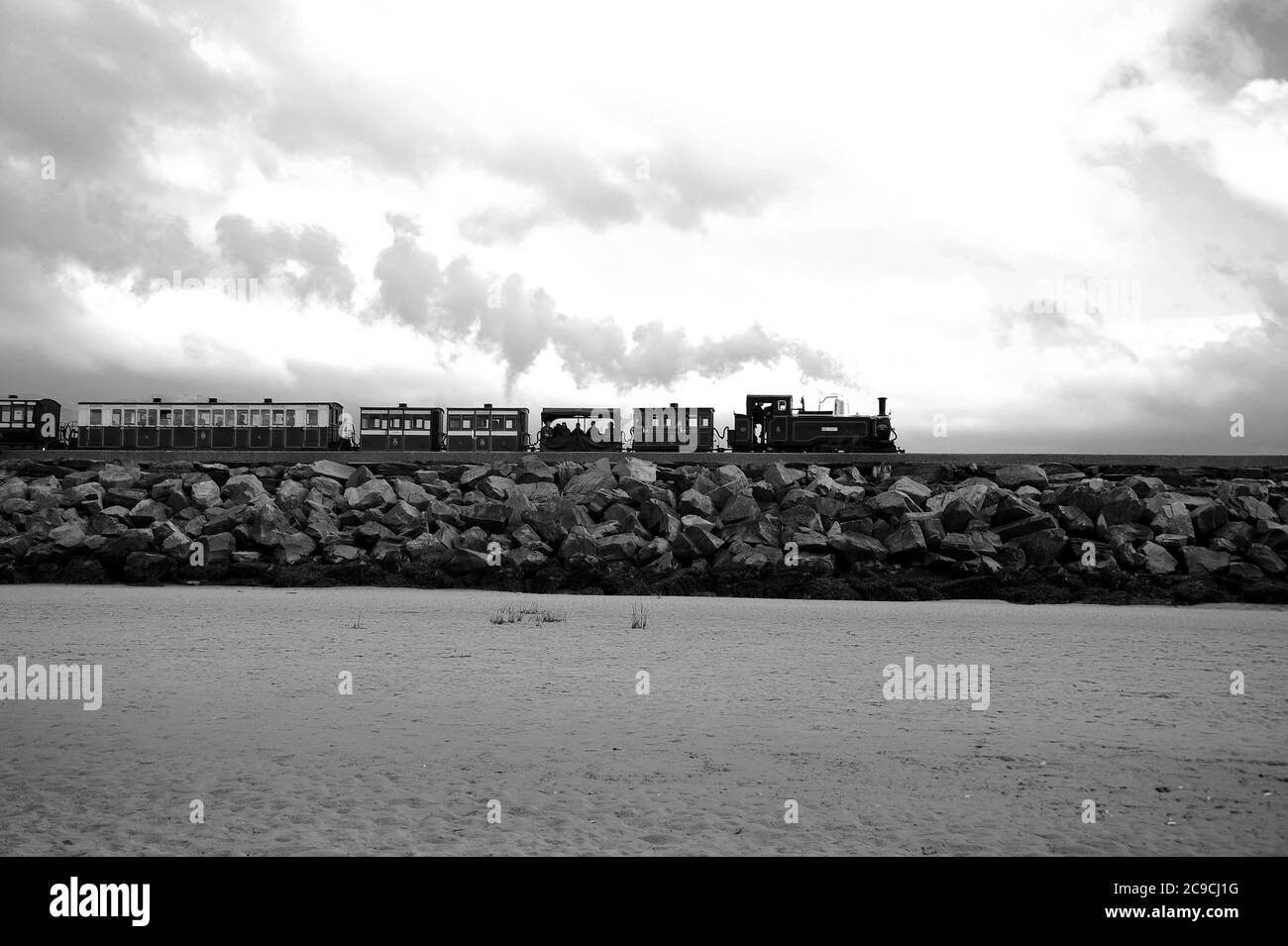 Taliesin dirige un treno d'epoca attraverso la COB, diretto a Tan Y Bwlch. Foto Stock