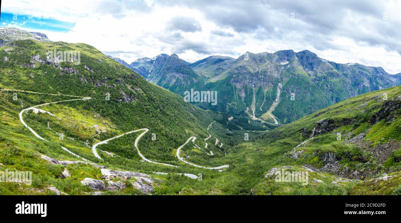 Strada di montagna di Gaularfjellet in Norvegia Foto Stock