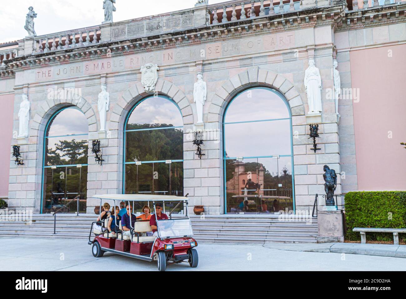 Sarasota Florida, Ringling Museo d'Arte, tenuta, navetta gratuita, i visitatori viaggio di viaggio turismo turistico punto di riferimento cultura culturale, vacatio Foto Stock