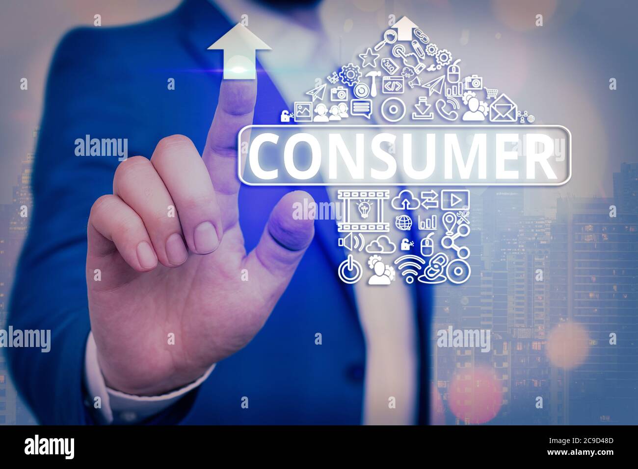 Scrittura a mano del testo di scrittura Consumer. Una foto concettuale che utilizza beni economici che sono venduti dai produttori rete informatica digitale Foto Stock