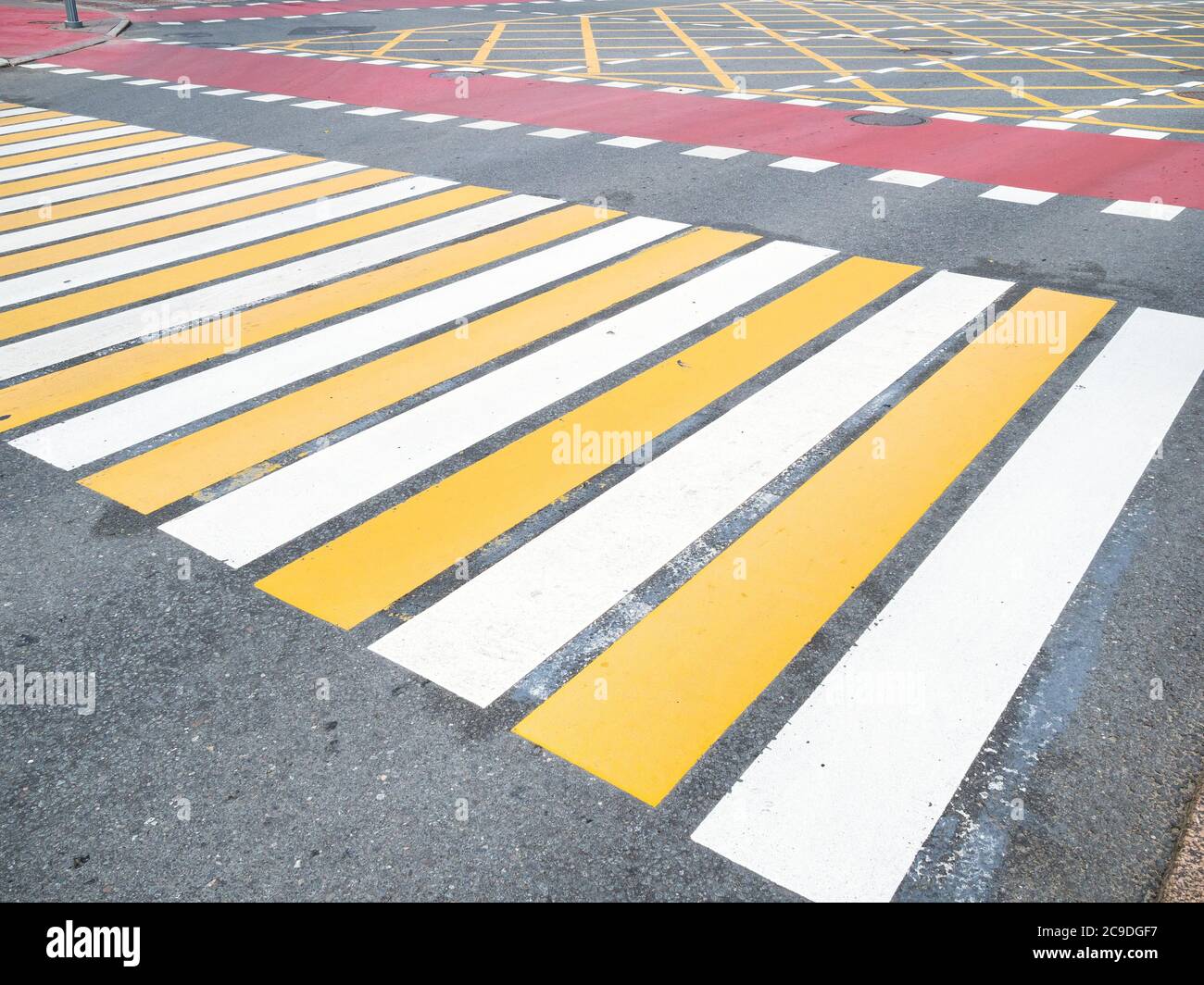 Varie indicazioni stradali su piazza Nikitskiye Vorota nella città di Mosca Foto Stock