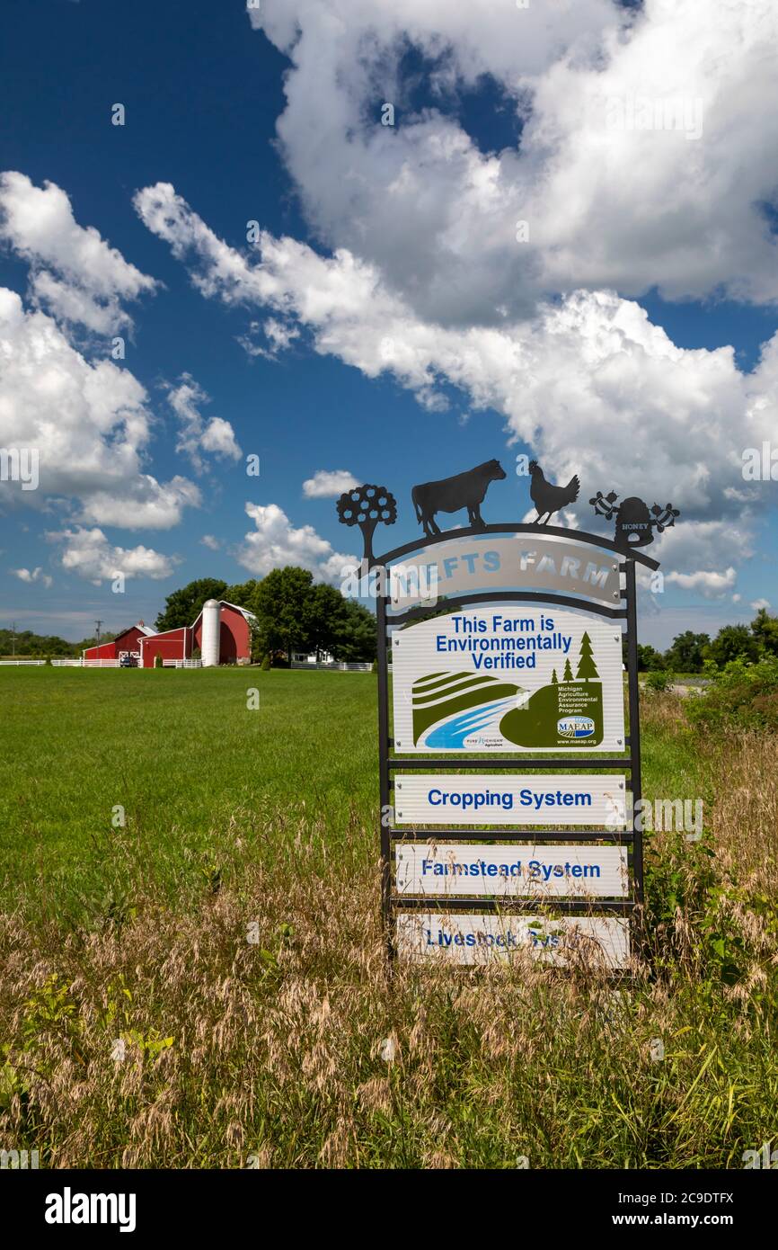 Hopkins, Michigan - UNA fattoria verificata attraverso il Michigan Agriculture Environmental Assurance Program. MAEAP aiuta le aziende agricole volontariamente a prevenire o ridurre al minimo Foto Stock