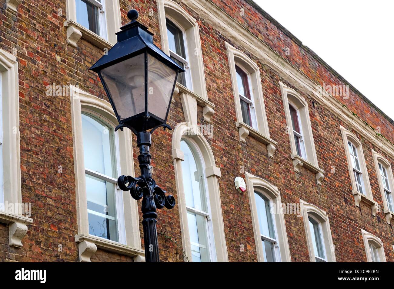 Elegant King Square, Bridgwater, Somerset, Inghilterra sud-occidentale, Regno Unito, lampada vittoriana, TA6 3AR Foto Stock