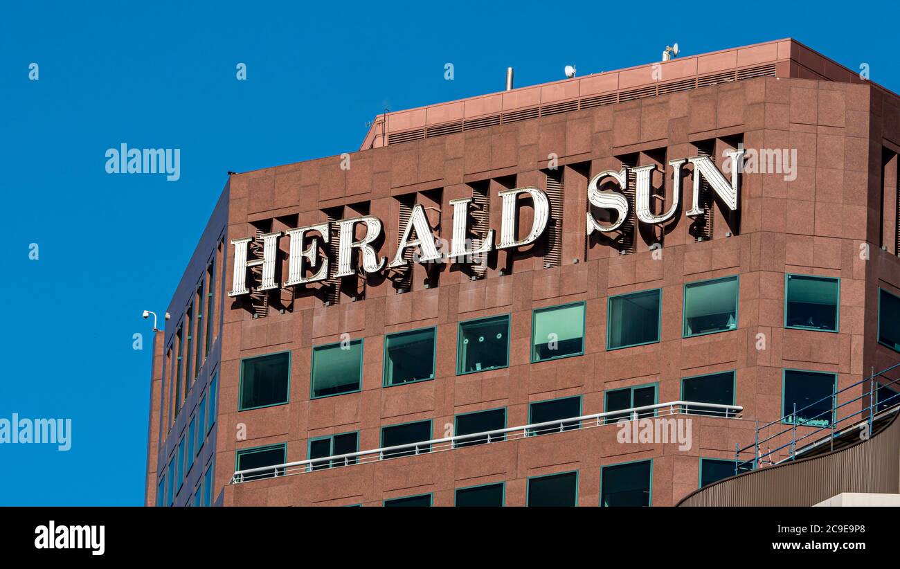 Primo piano del logo del famoso notiziario in Australia, Herald Sun. Melbourne CBD. Foto Stock