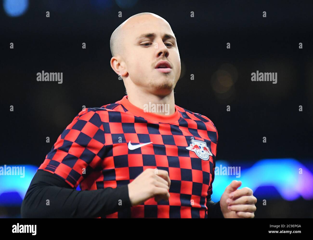 LONDRA, INGHILTERRA - 19 FEBBRAIO 2020: Angelino di Lipsia raffigurato in vista della prima tappa del 2019/20 UEFA Champions League Round del 16 tra Tottenham Hotspur FC e RB Leipzig al Tottenham Hotspur Stadium. Foto Stock