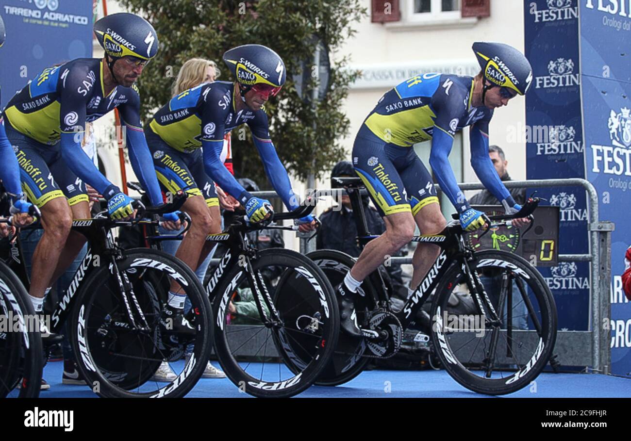 Team Saxo-Tinkoff durante il Tirreno Adriatico 2013, ,San Vincenzo - Donoratico (16,9 km) il 06 2013 marzo a San Vincenzo, Itale - Foto Laurent Lairys / DPPI Foto Stock