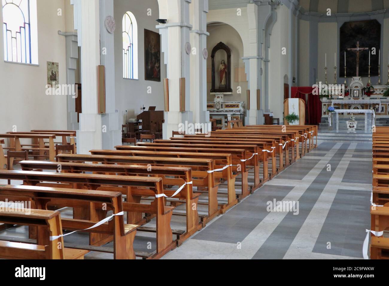 Calitri - interno della Chiesa di San Canio Martire Foto Stock