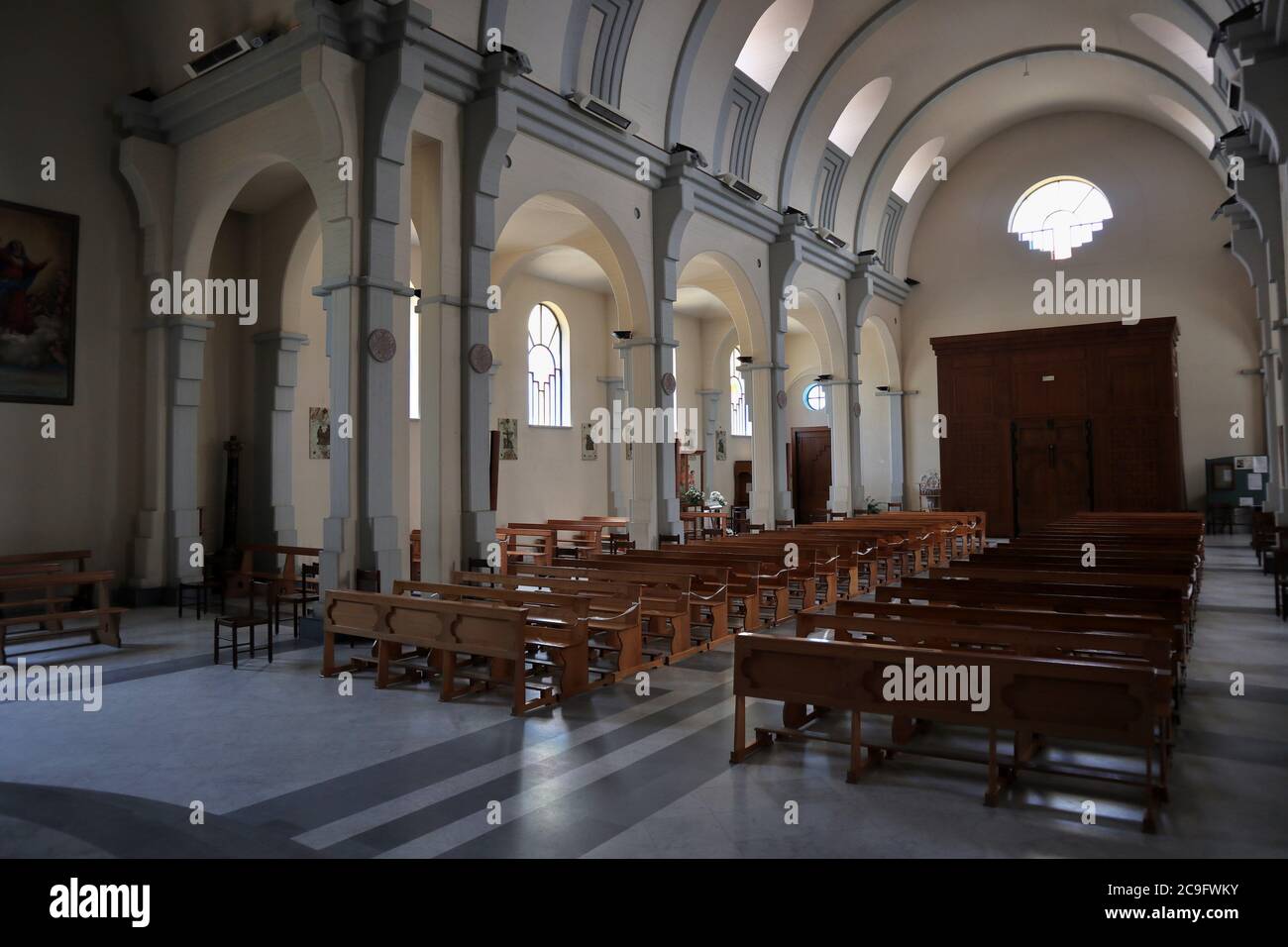 Calitri - interno della Chiesa di San Canio Foto Stock