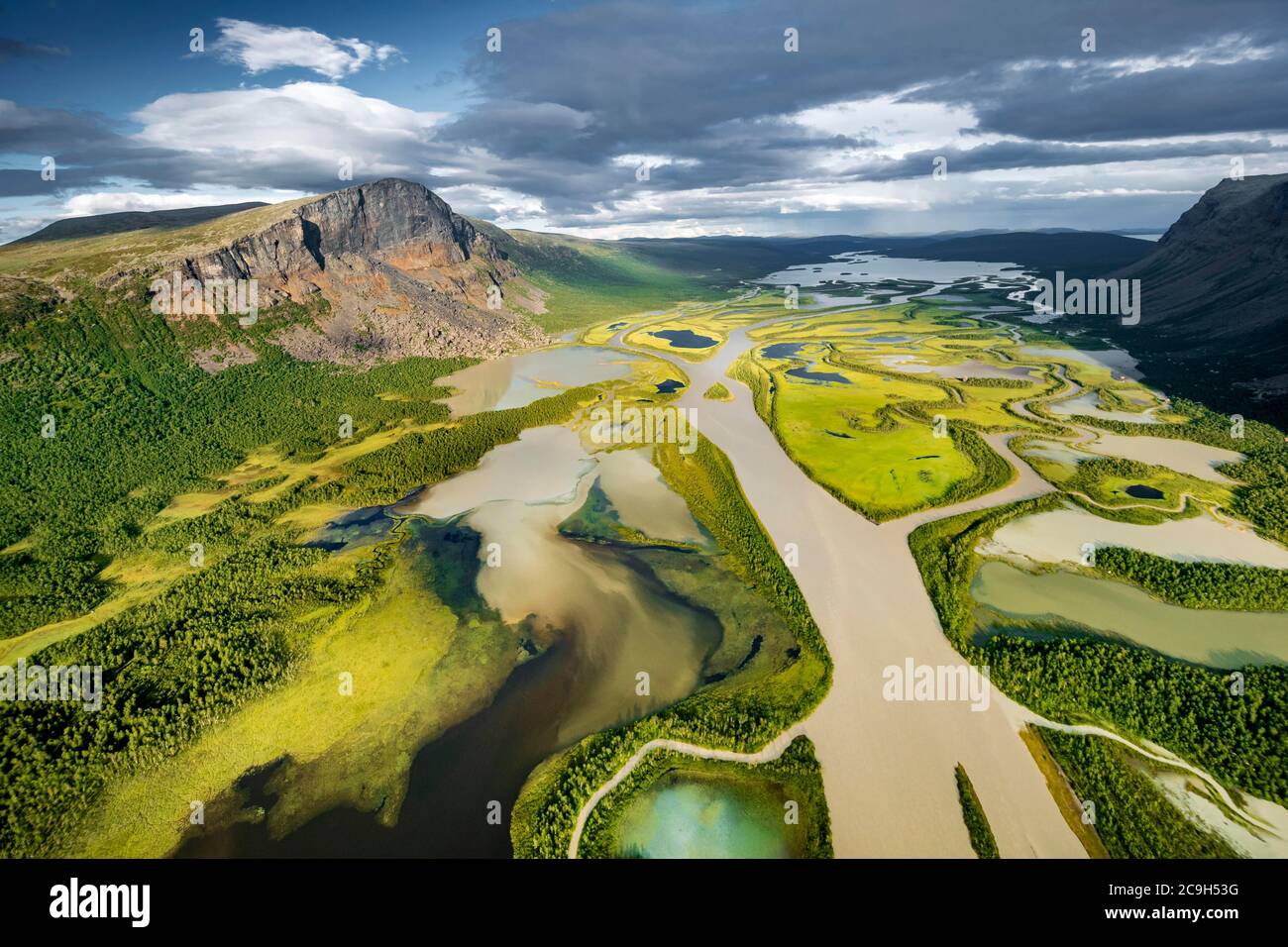 Il delta del fiume Rapadalen, la valle di Rapa, il fiume Rapaaelv, il parco nazionale di Sarek, Laponia, patrimonio mondiale dell'UNESCO, Lapponia, Jokkmokk, Norrbottens laen, Svezia Foto Stock