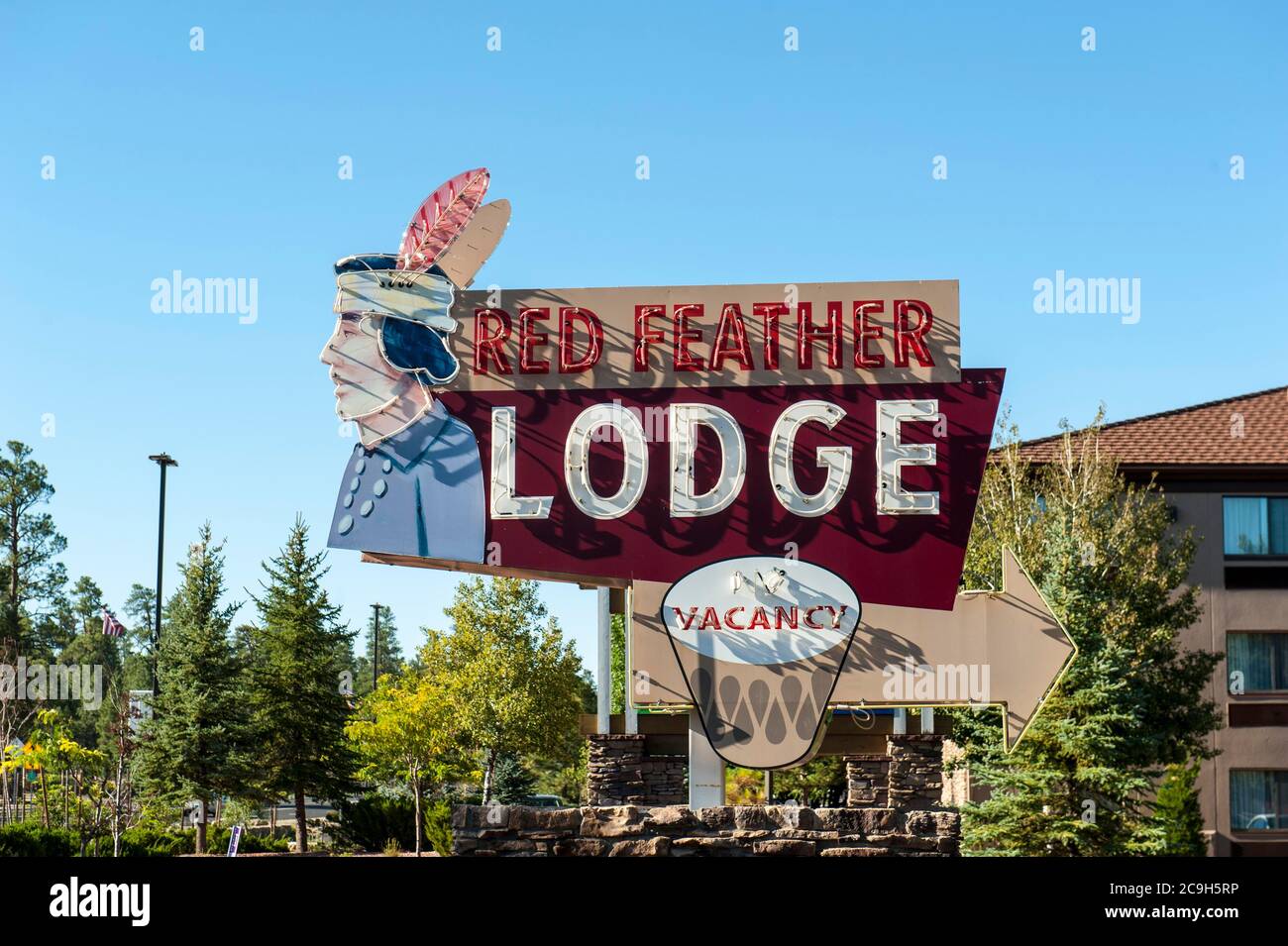 Hotel segno, Red Feather Lodge, Tusayan, vicino al Grand Canyon National Park, Arizona, Stati Uniti Foto Stock