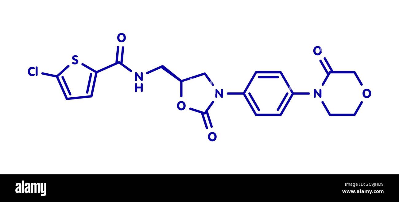 Farmaco anticoagulante rivaroxaban (inibitore diretto del fattore Xa). Formula scheletrica blu su sfondo bianco. Foto Stock