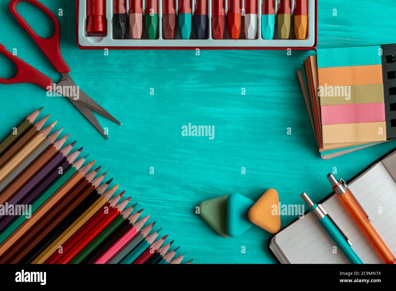 forniture scolastiche, strumenti e forniture per studenti. Foto Stock