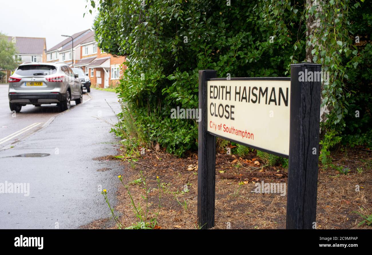 Una strada che prende il nome da Edith Haisman, il più antico sopravvissuto al Titanic RMS a Southampton, Inghilterra. Foto Stock