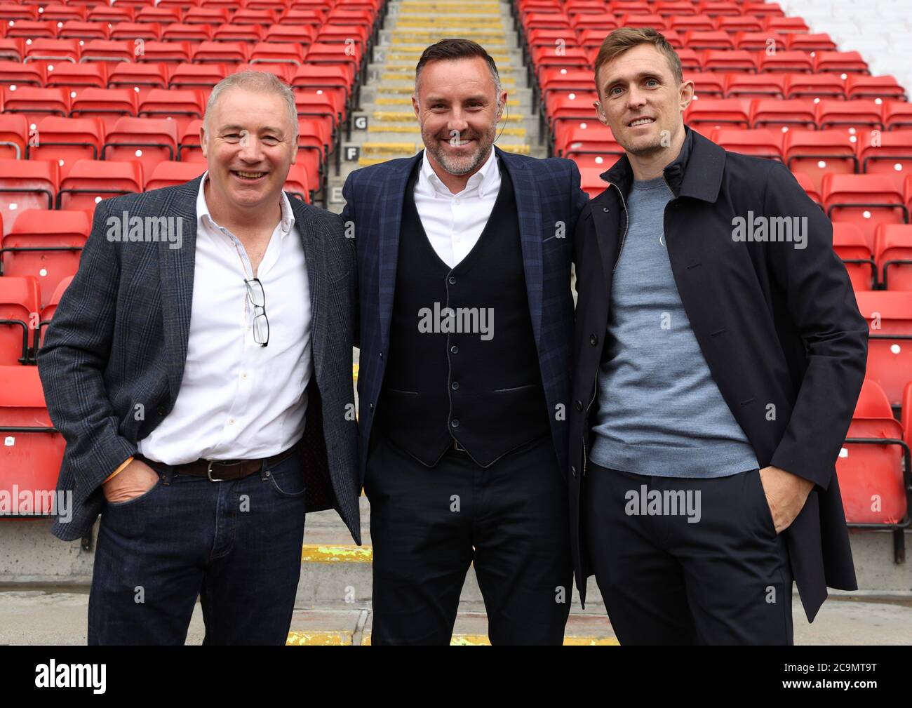 (Da sinistra a destra) il team Sky Sports Ally McCoist, Kris Boyd e Darren Fletcher si schierano prima della partita della Ladbrokes Scottish Premiership allo stadio Pittodrie di Aberdeen. Foto Stock