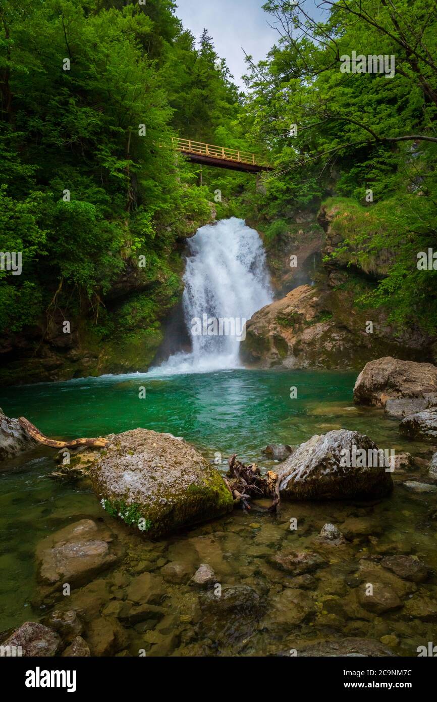 Cascata Sum alla gola di Bled Vintgar, Slovenia Foto stock - Alamy