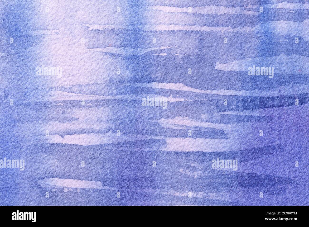 Astratto arte sfondo blu chiaro e bianco colori. Pittura ad acquerello su tela con sfumatura viola morbida. Frammento di opere d'arte su carta con viola Foto Stock