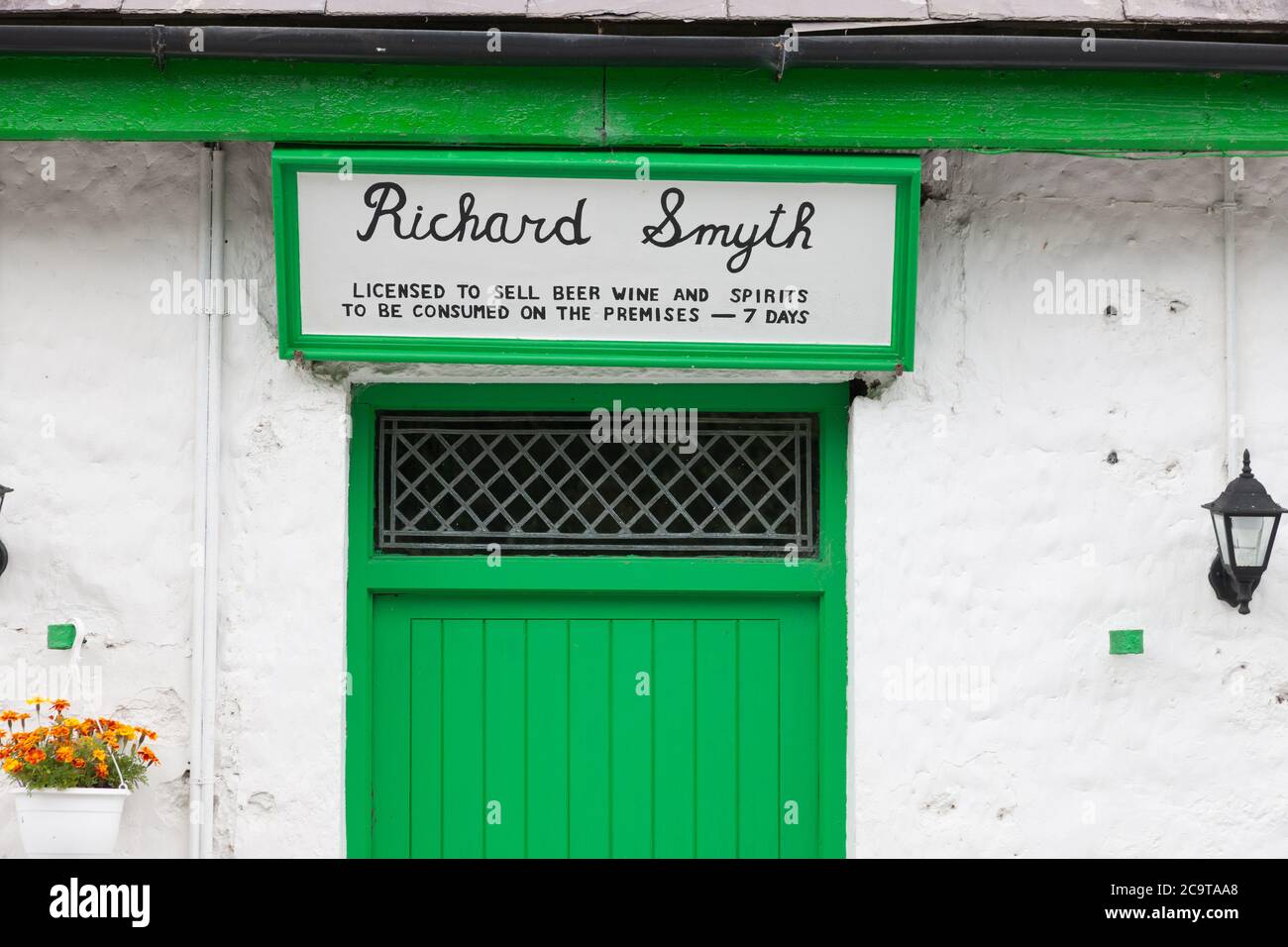 Lauragh, Kerry, Irlanda. 01 agosto 2020. Un vecchio pub irlandese d'epoca a Lauragh, Co. Kerry, Irlanda. Credito; David Creedon / Alamy Foto Stock