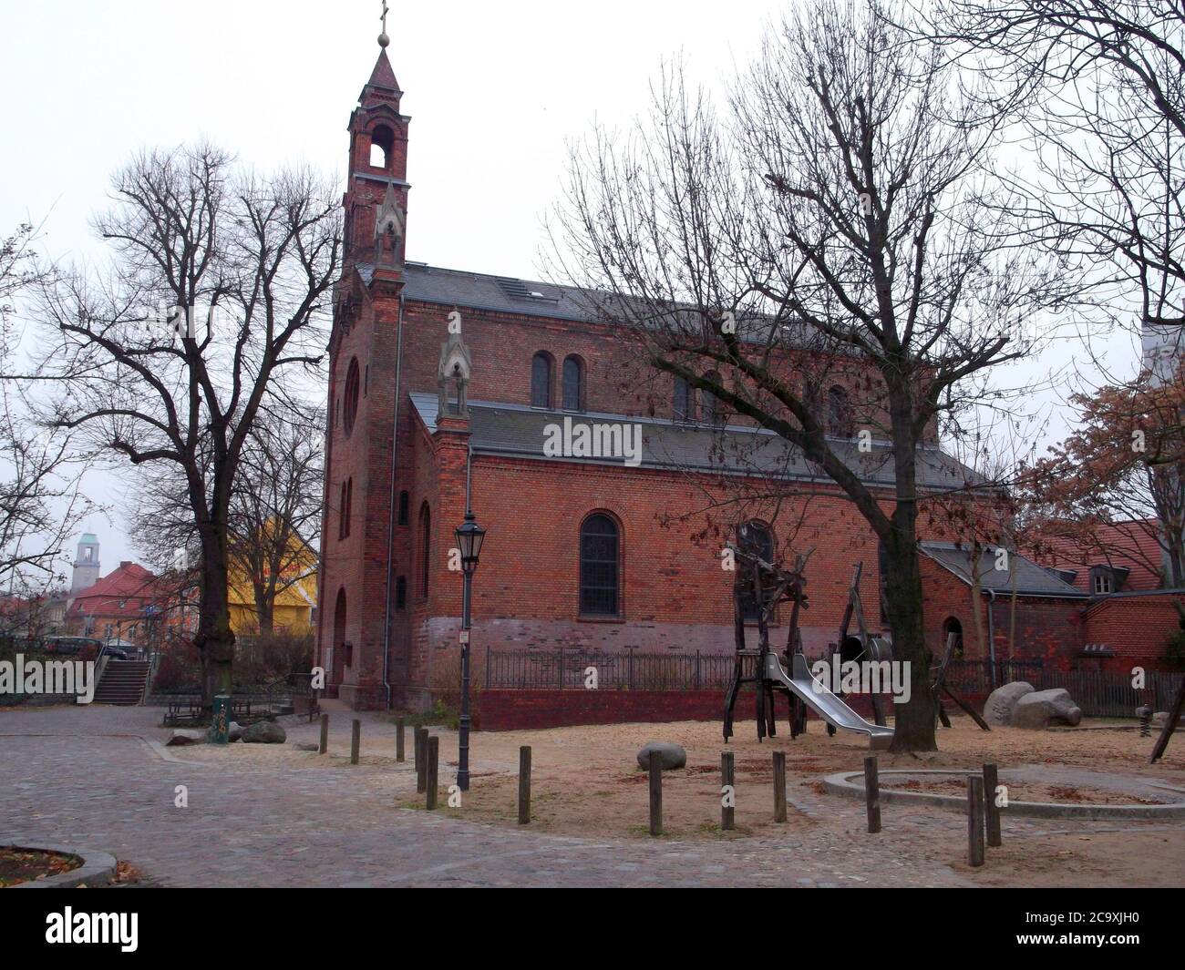 Katholische Kirche St. Marien am Behnitz a Berlino-Spandau. Foto Stock