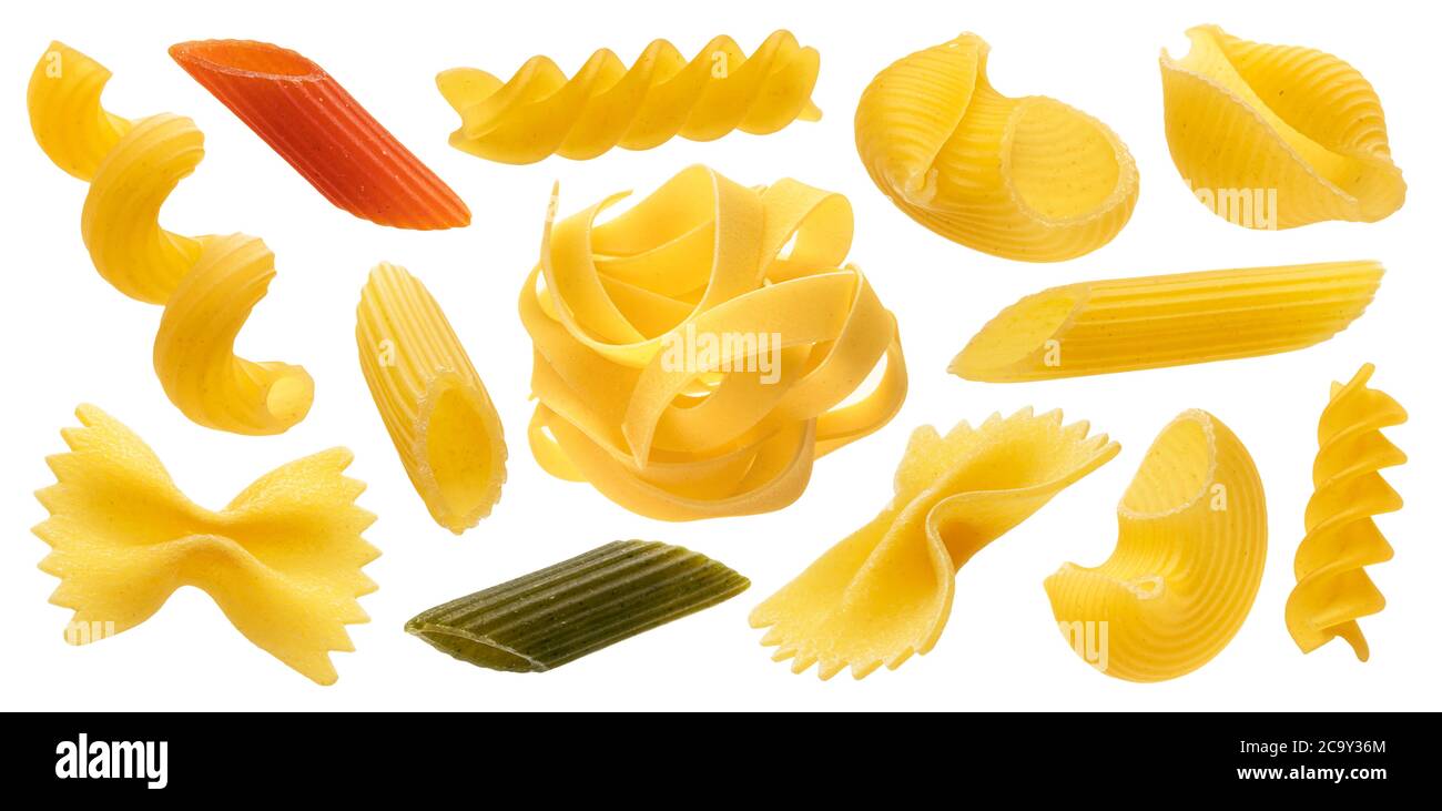 Raccolta di diversi tipi di pasta secca isolata su fondo bianco Foto Stock