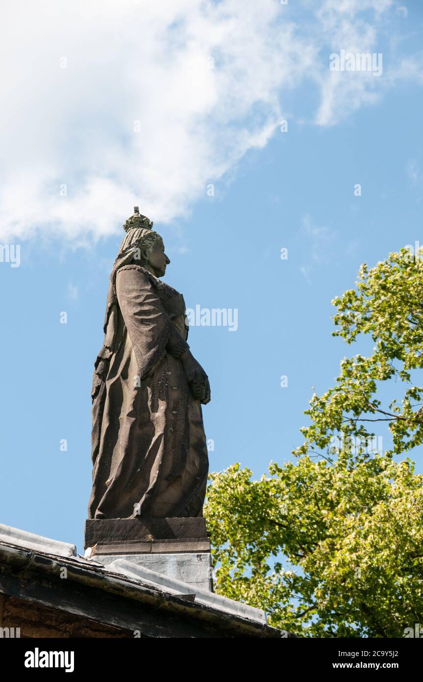 Intorno al Regno Unito - Statua della Regina Vittoria Foto Stock