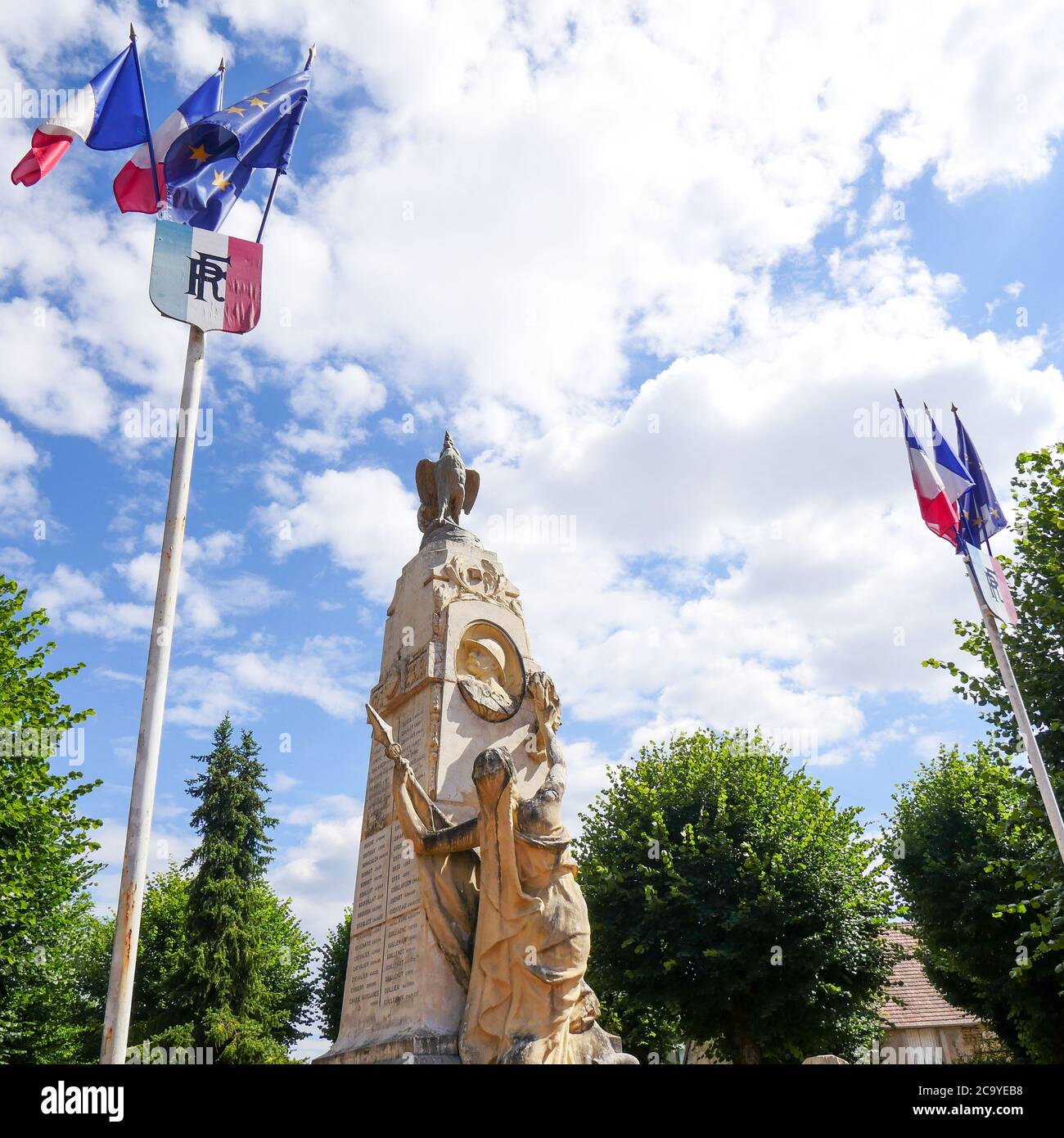 Monumento militare, Corbigny, Nièvre, Borgogna Franche-Comté Regione, Francia Foto Stock