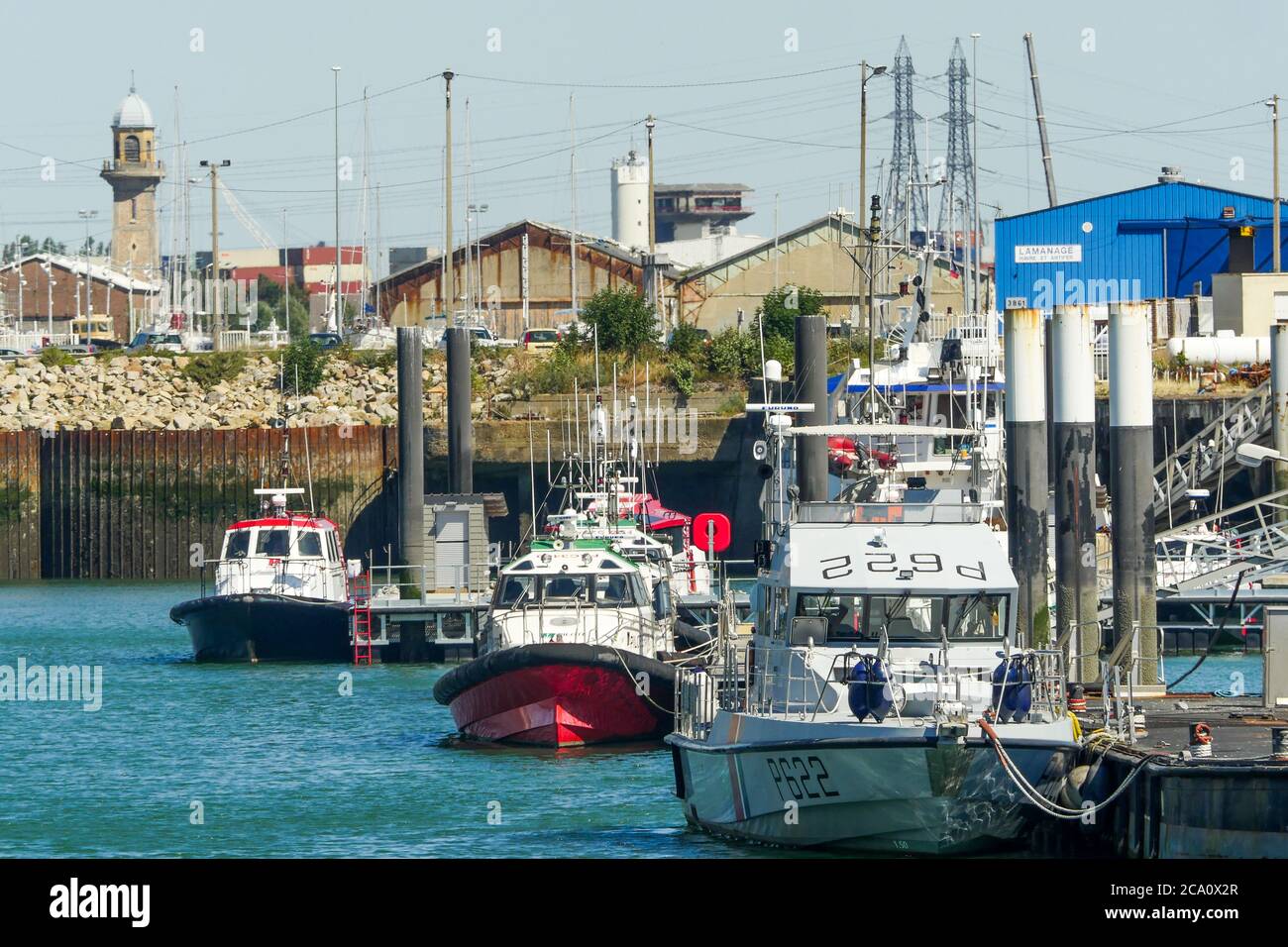 Navi da pesca che si trovano in banchina nel porto peschereccio, le Havre, Seine-Maritime, Normandia, Francia Foto Stock