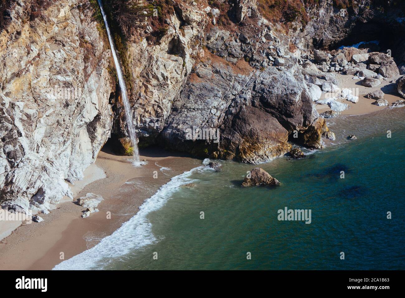 McWay cade in Big Sur Foto Stock