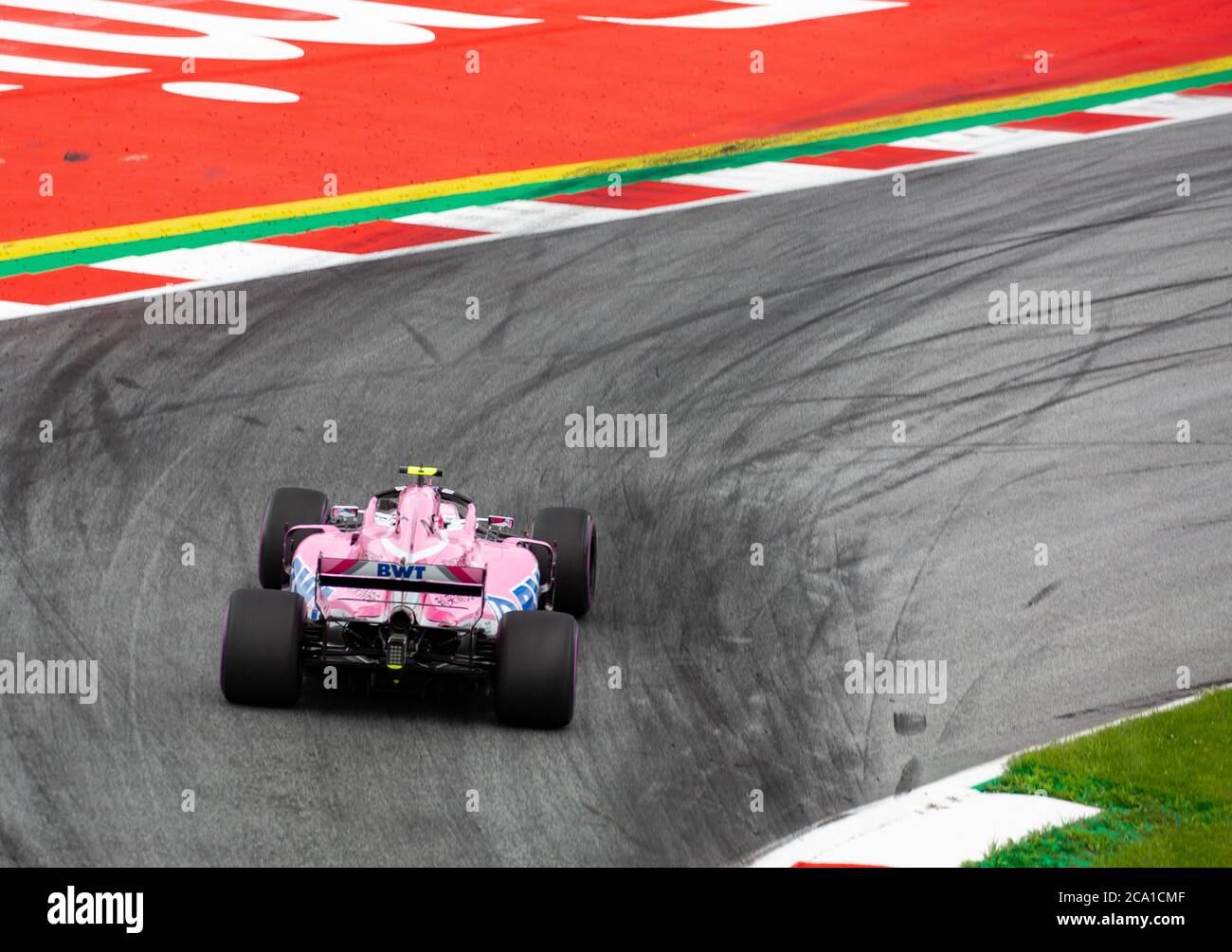 Esteban OCON guida la sua Force India VJM11 durante le Qualifiche per il Gran Premio d'Austria 2018 al Red Bull Ring, Foto Stock
