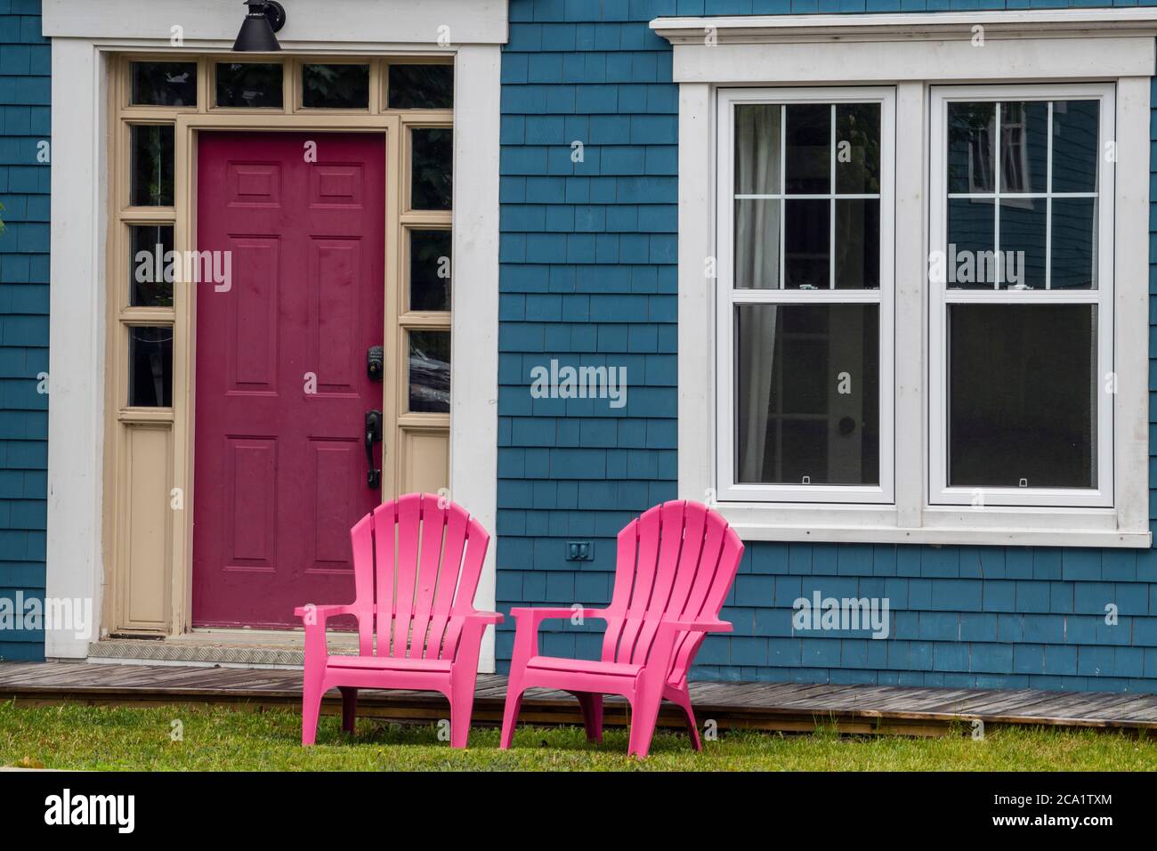 Sedie a sdraio rosa, Shippagan, New Brunswick NB, Canada Foto Stock