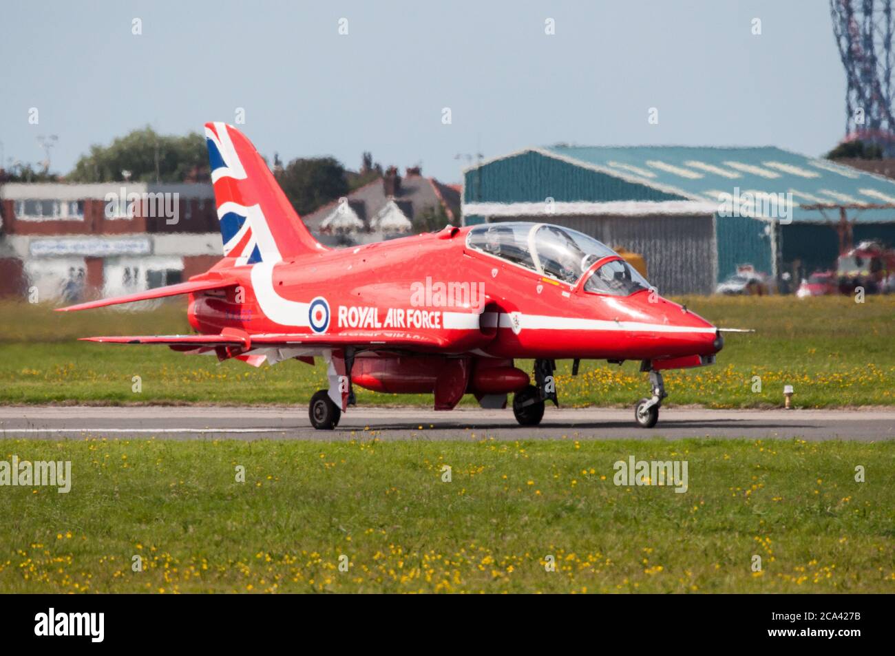 RAF Red Arrows Jet all'aeroporto di Blackpool sulla pista per il Blackpool Airshow Foto Stock