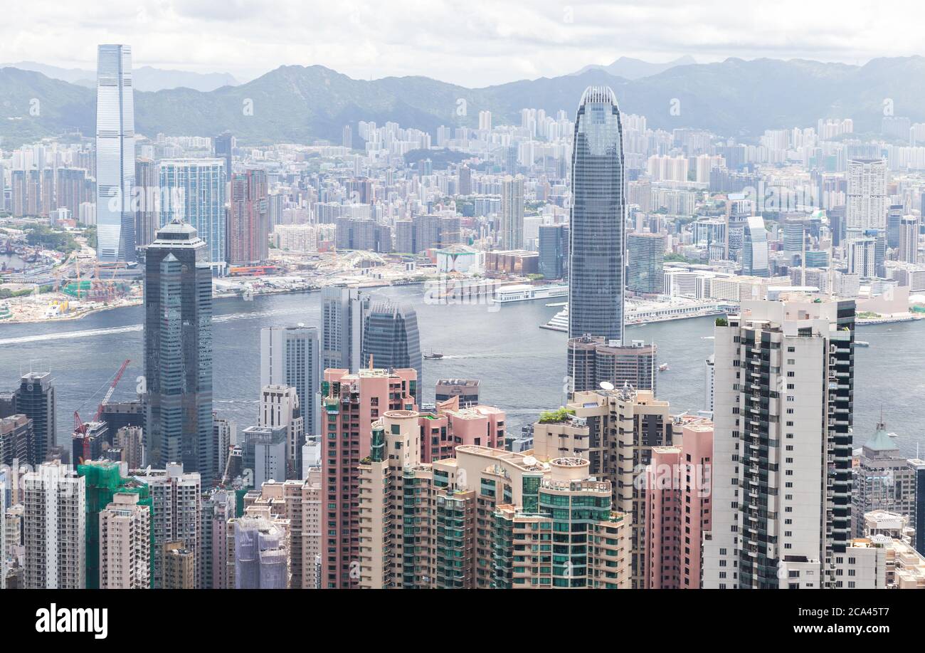 Quartiere centrale di Hong Kong, vista aerea con alti edifici per uffici Foto Stock