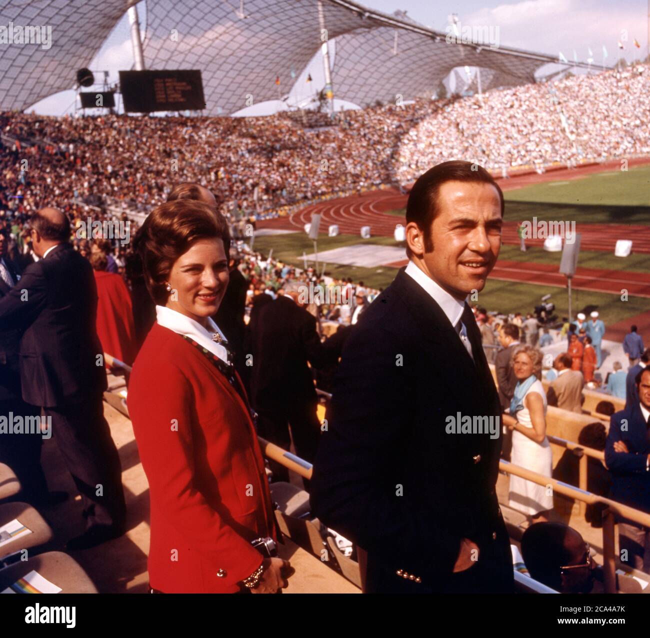 Costantino II Re di Grecia con sua moglie la Principessa Anna-Maria di Danimarca, Costantino II di Grecia (Psychiko, 2 giugno 1940) fu l'ultimo Re degli elleni dal 6 marzo 1964 al 1 giugno 1973, allo Stadio Olimpico, 1972 Olimpiadi estive di Monaco dal 26.08. - 11.09.1972, giochi 72 del XX. Olimpiadi, | utilizzo in tutto il mondo Foto Stock