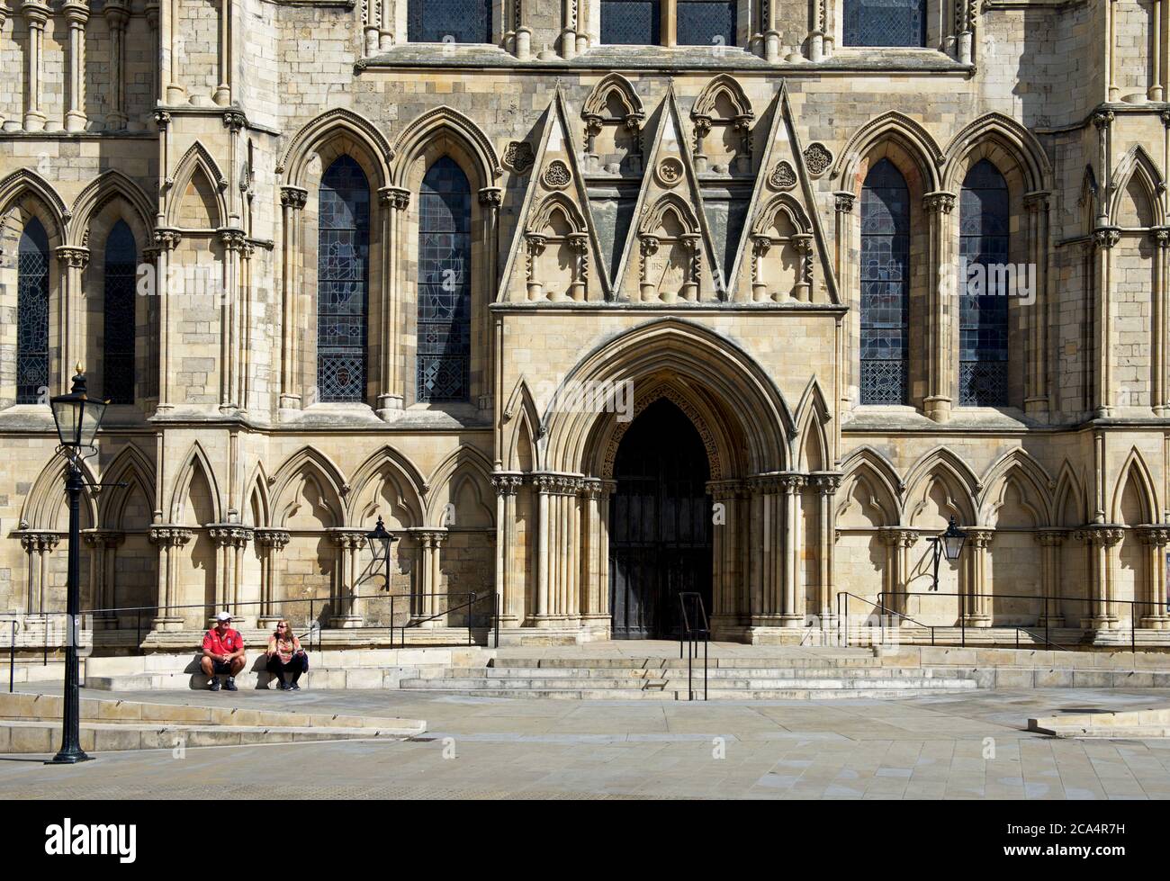 York Minster, porta nel transetto sud, North Yorkshire, Inghilterra Regno Unito Foto Stock