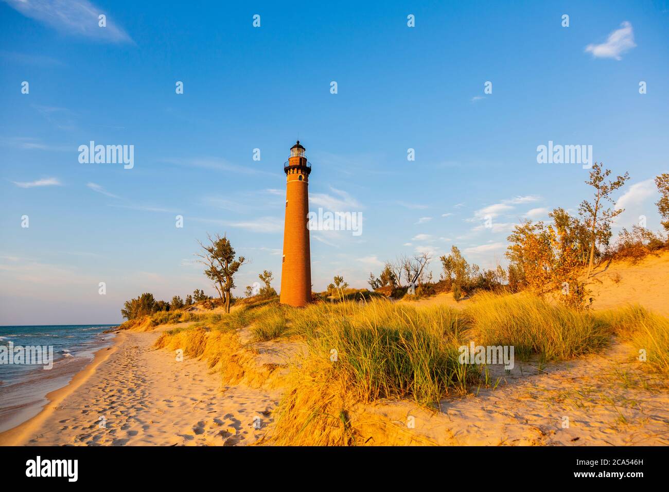 Vista del faro, faro di Little Sable Point vicino a Mars, Michigan, Stati Uniti Foto Stock