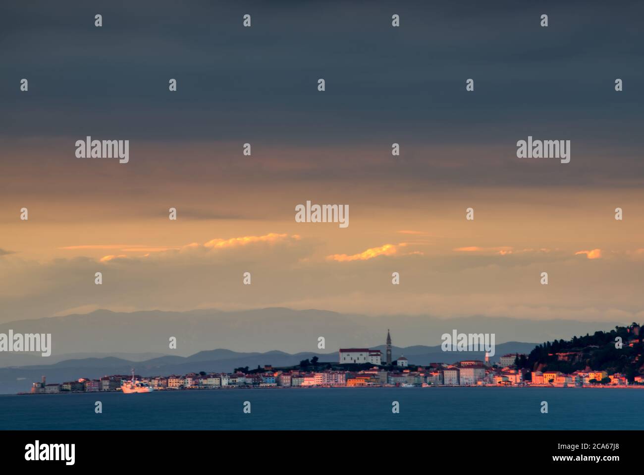 Orario del tramonto nel golfo Adriatico Foto Stock