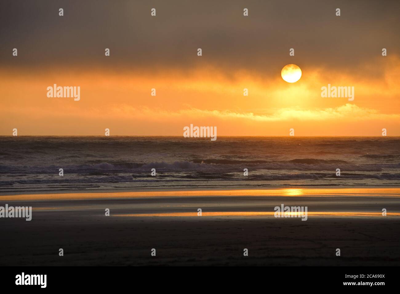 Tramonto a Kalaloch Beach, Olympic National Park, Washington state Foto Stock