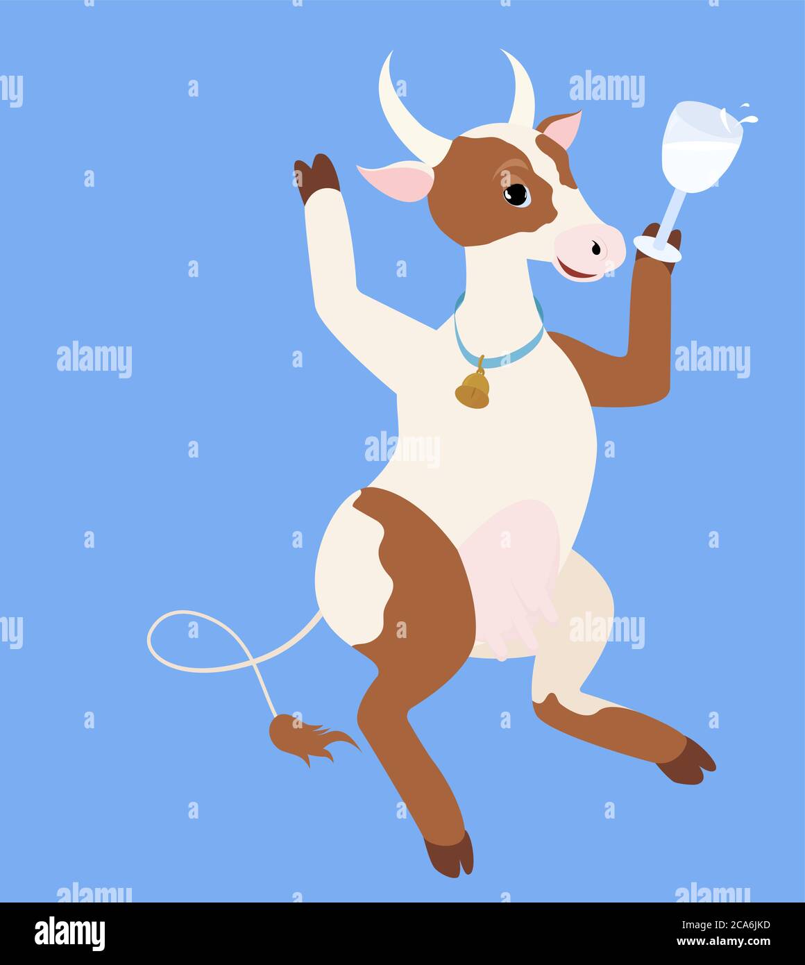 allegra mucca macchiata danzano allegro con un bicchiere di latte. mucca di cartone animato isolato su sfondo blu. Illustrazione Vettoriale