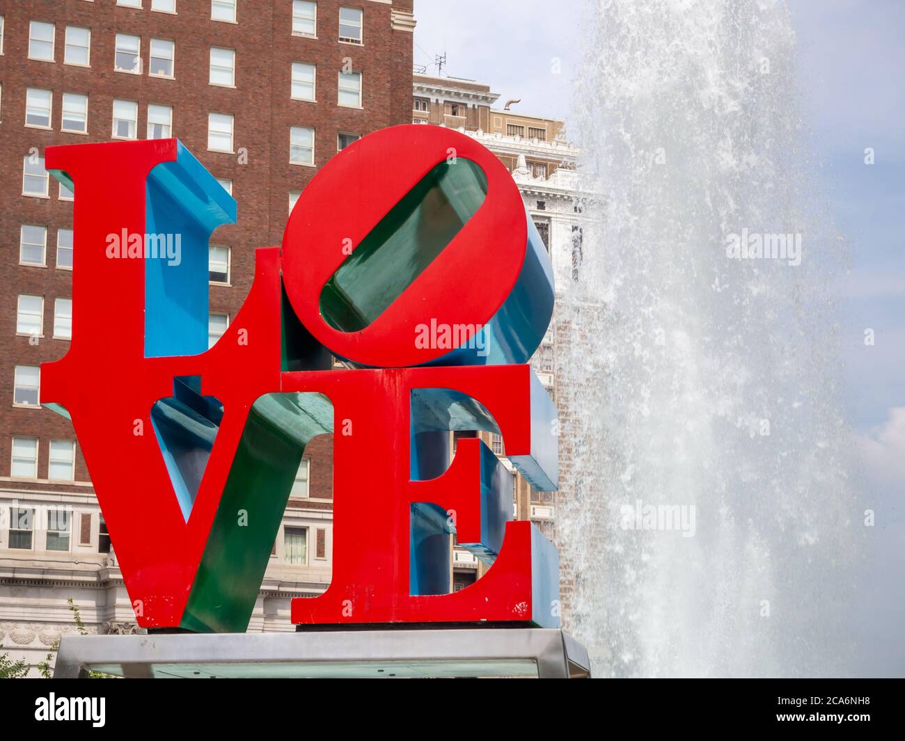 Iconica scultura d'amore nel centro di Philadelphia USA Foto Stock