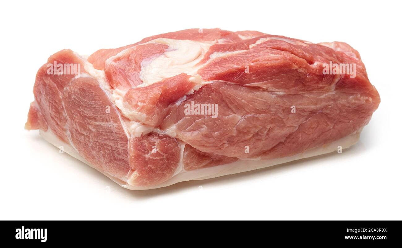 Crudo fresco di carne di maiale isolato su bianco Foto Stock