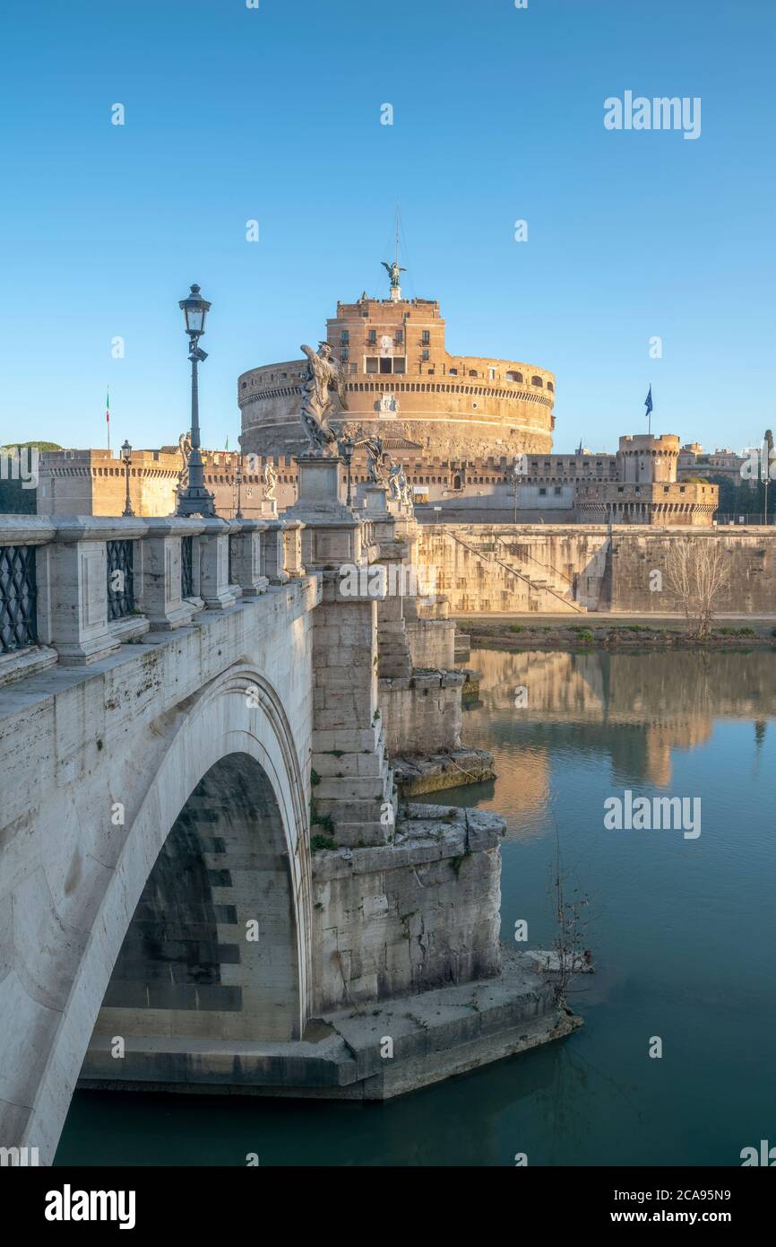 Ponte Sant'Angelo e Castel Sant'Angelo, patrimonio dell'umanità dell'UNESCO, Roma, Lazio, Italia, Europa Foto Stock