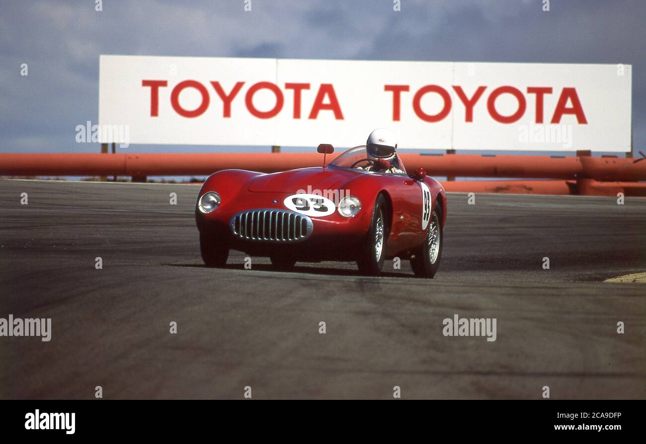 L'OSCA è un'auto da corsa sportiva alle 1990 gare automobilistiche storiche di Monterey a Laguna Seca California USA Foto Stock